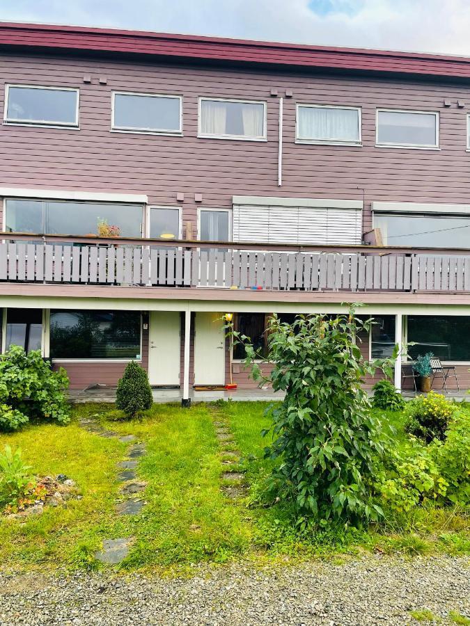 Aurora Apartment Very Close To Fjellheisen Tromsø Kültér fotó